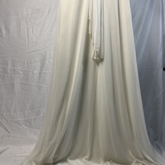 B. Smart Chiffon Gown Women 13/14 Ivory Formal - Picture 3 of 14